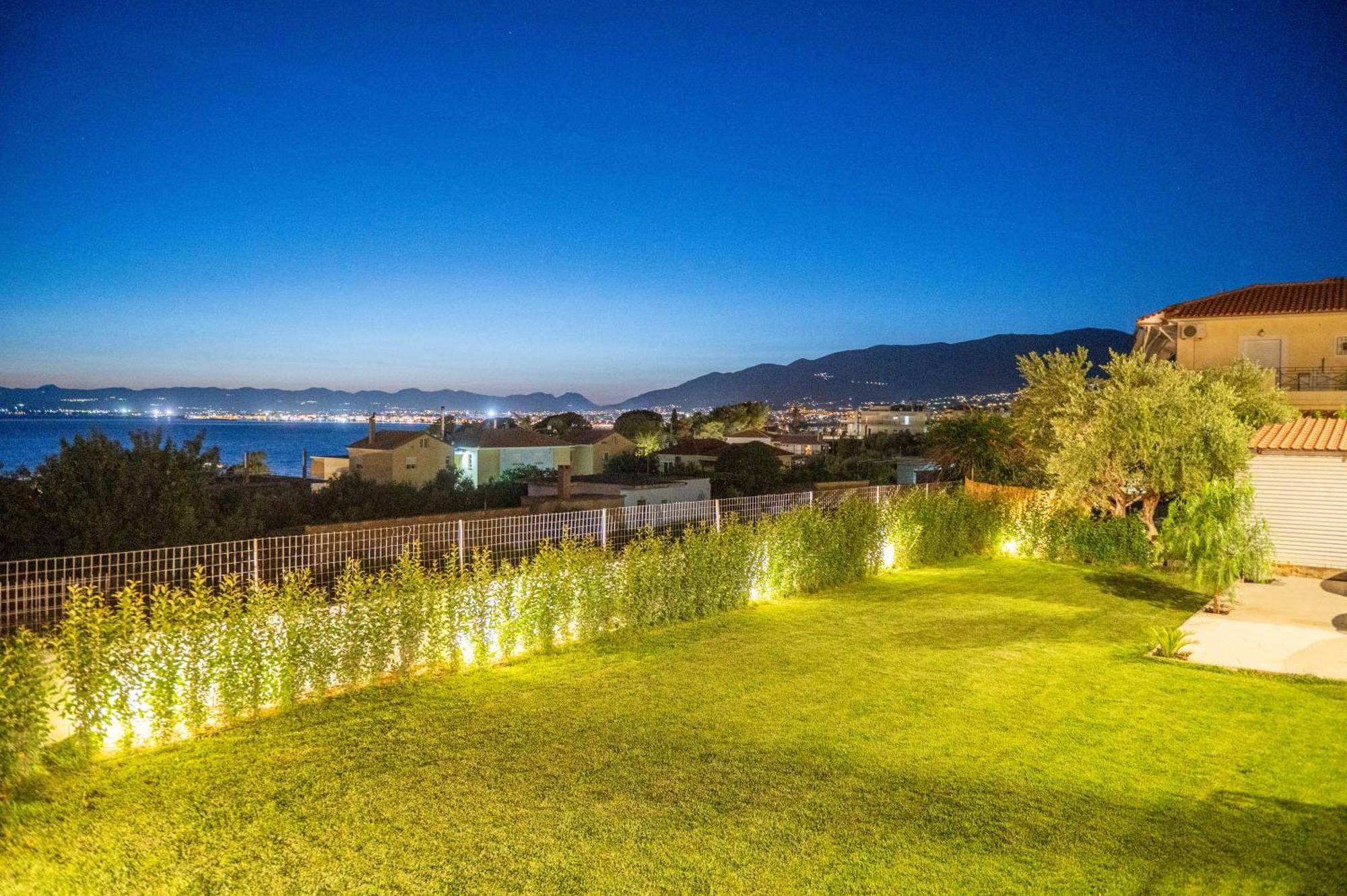 Thea Seaview Luxury Living Villa Kalamata Exteriör bild
