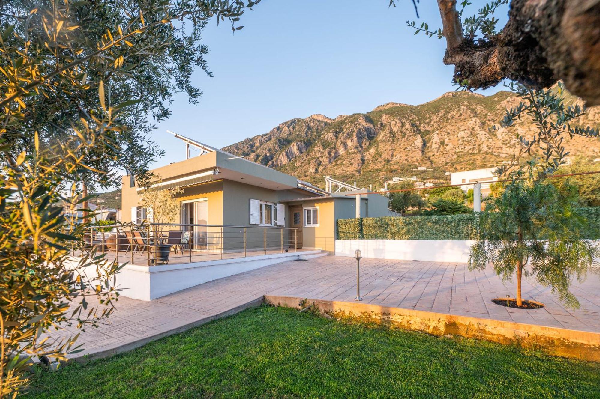 Thea Seaview Luxury Living Villa Kalamata Exteriör bild