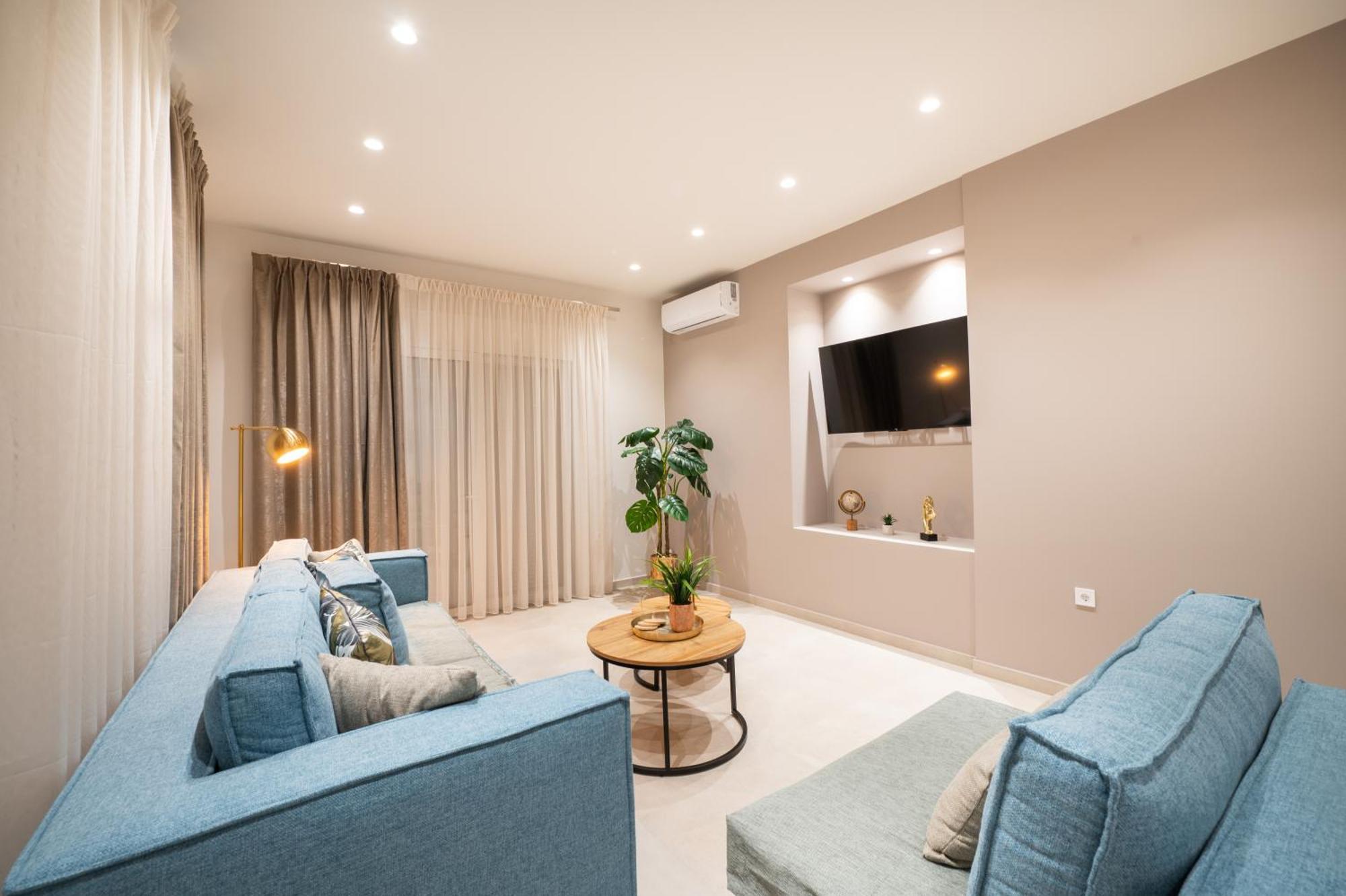 Thea Seaview Luxury Living Villa Kalamata Exteriör bild